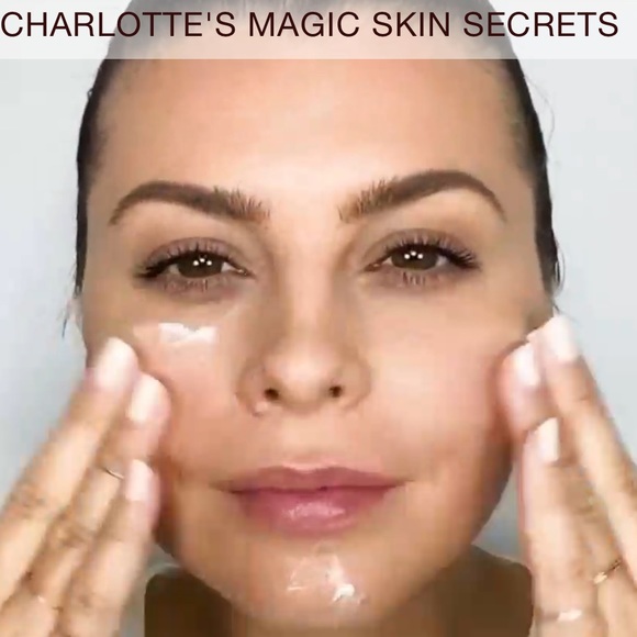 Charlotte Tilbury CHARLOTTE'S MAGIC SKIN SECRETS
HOLIDAY SAVINGS - Picture 4 of 6
